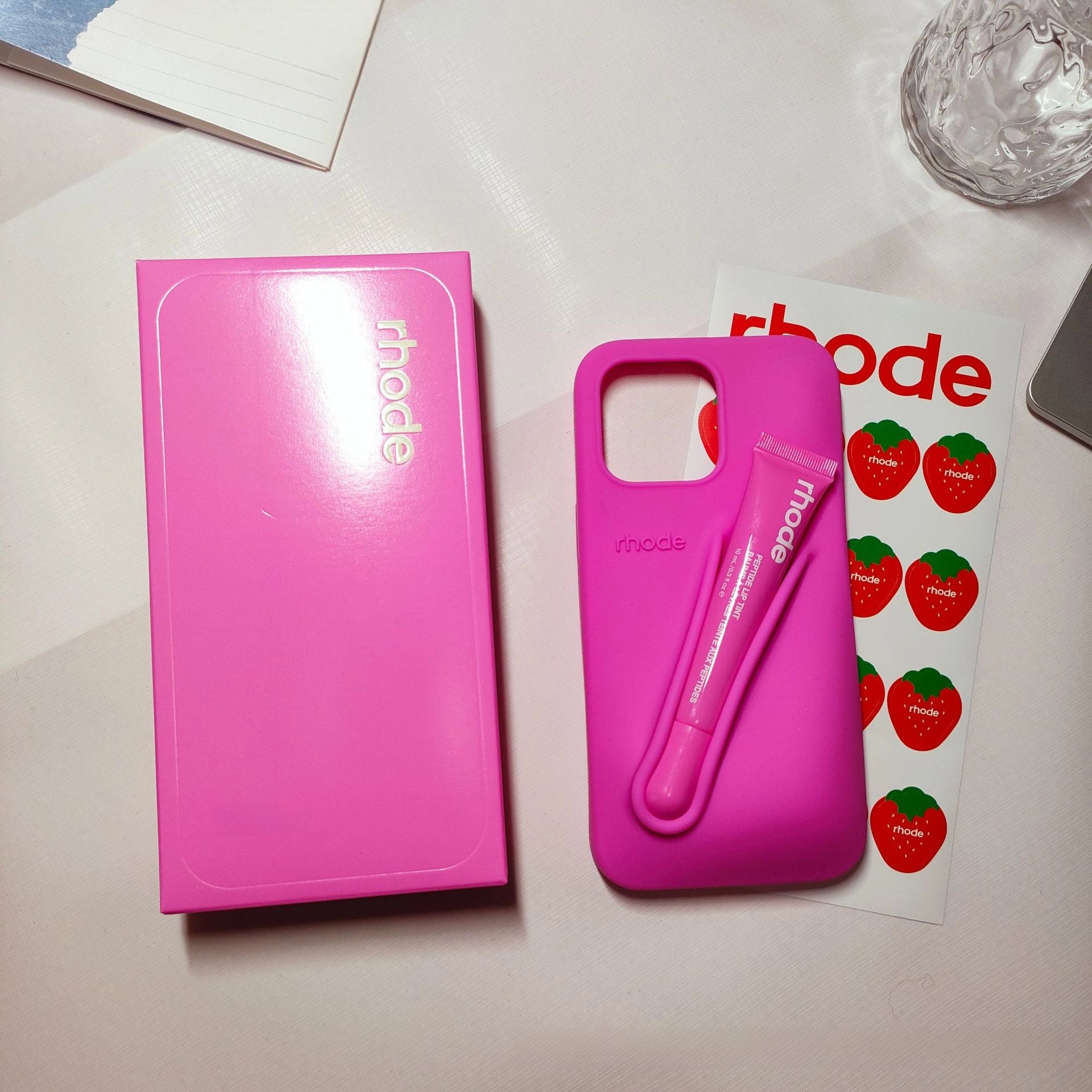 Cheetah print iPhone 14 Plus phone case with card holder