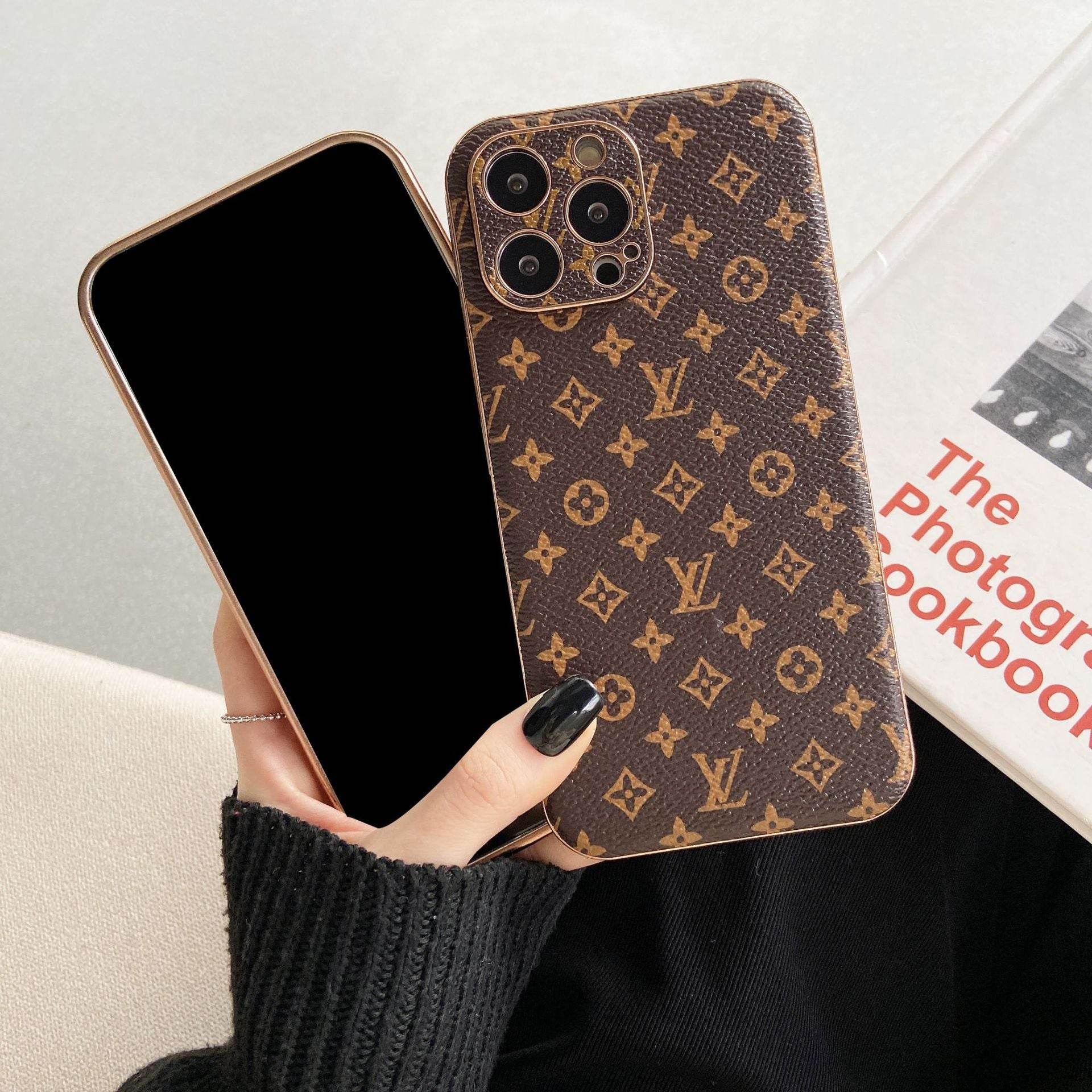 Brown LV Floral Phone Case | Luxury Leather & Metallic Finish | LX045 - yTagCase
