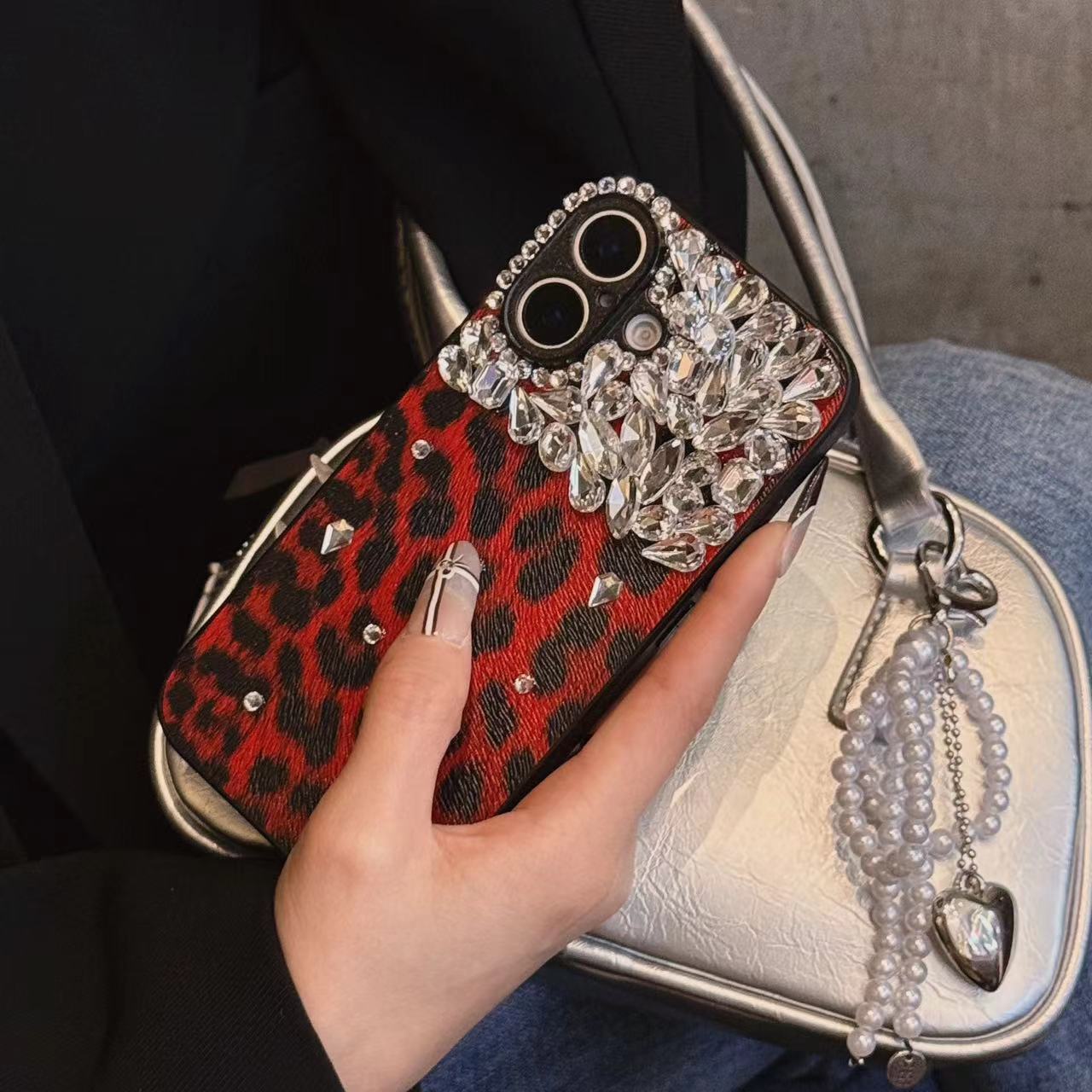 Trendy Cheetah Print Phone Case with sparkling gemstones for iPhone 14 Plus - Bold red leopard pattern & 360掳 shockproof protection